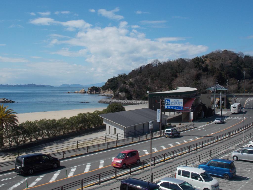 Hojo Suigun Youth Hostel Matsuyama  Exteriör bild
